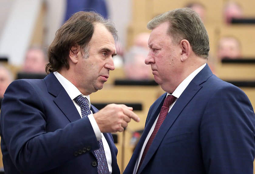 Член Комитета по аграрным вопросам Сергей Лисовский и Председатель Комитета Владимир Кашин