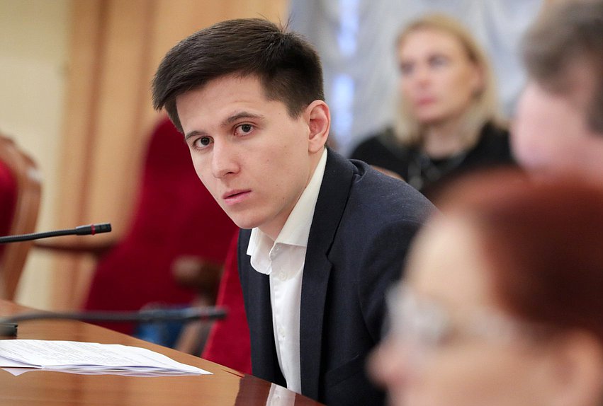 Первый заместитель Председателя Комитета по просвещению Максим Гулин