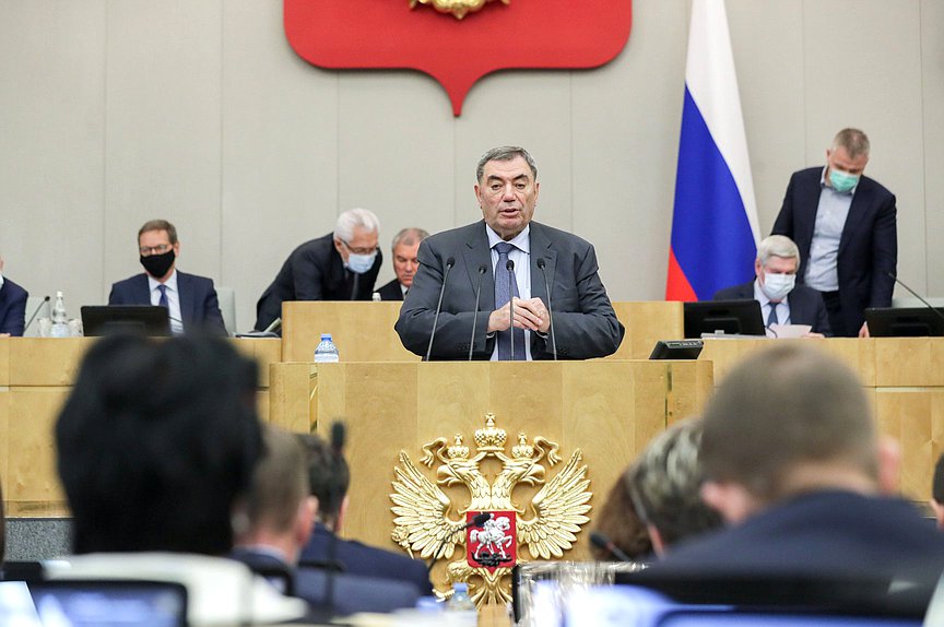 Первый заместитель Председателя Комитета по бюджету и налогам Леонид Симановский