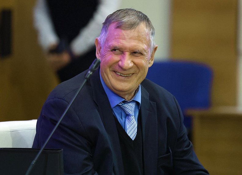 Совещание Комиссии Государственной Думы по обеспечению жилищных прав граждан на тему «Развитие кооперативного движения в жилищной сфере»