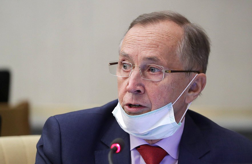 Первый заместитель Председателя Комитета по развитию гражданского общества, вопросам общественных и религиозных объединений Николай Бурляев