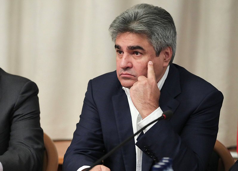 Руководитель фракции «Новые люди» Алексей Нечаев