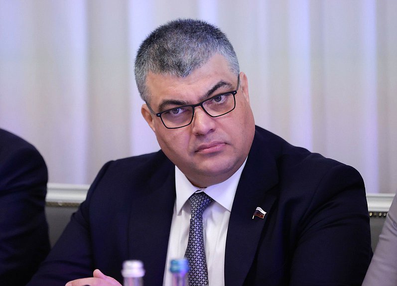 Заместитель Председателя Комитета по бюджету и налогам Каплан Панеш