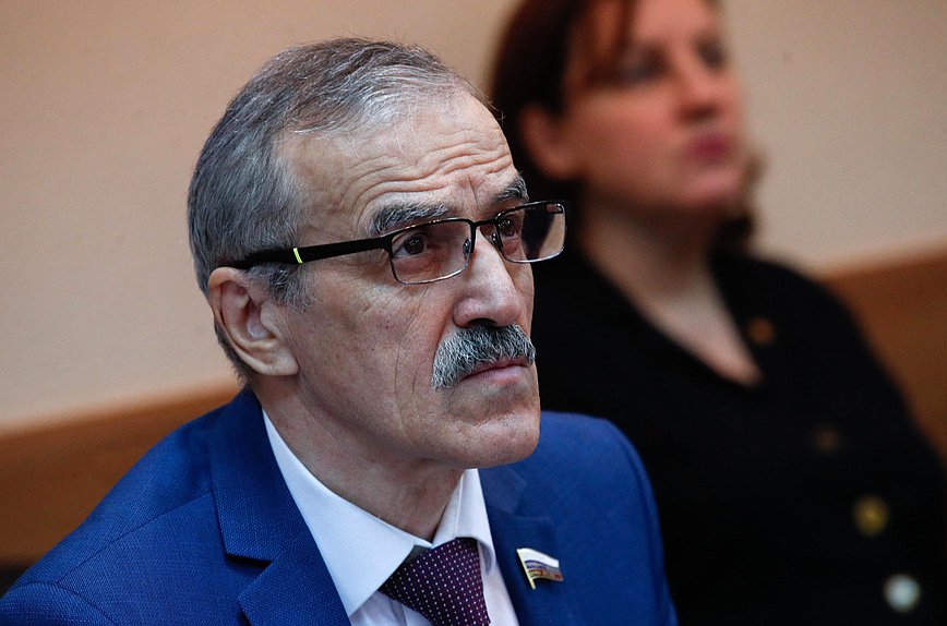 Заместитель Председателя Комитета по просвещению Нурбаганд Нурбагандов