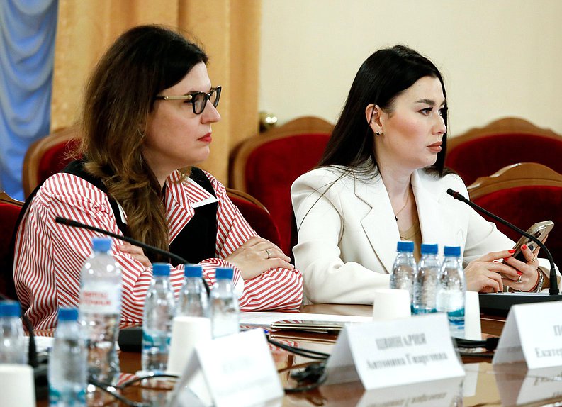 Заседание рабочей группы по превентивной медицине Экспертного совета по вопросам развития здравоохранения в РФ при заместитель Председателя Государственной Думы Владиславе Даванкове