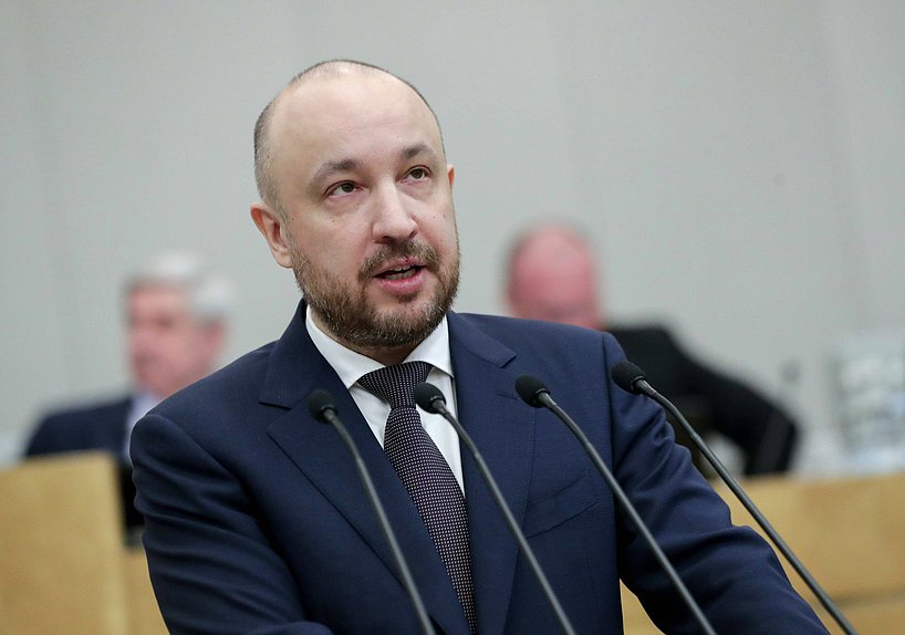 Член Комитета по бюджету и налогам Михаил Щапов