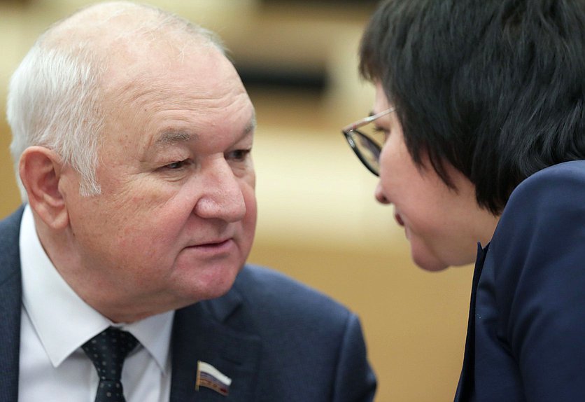 Первый заместитель Председателя Комитета по делам национальностей Ильдар Гильмутдинов