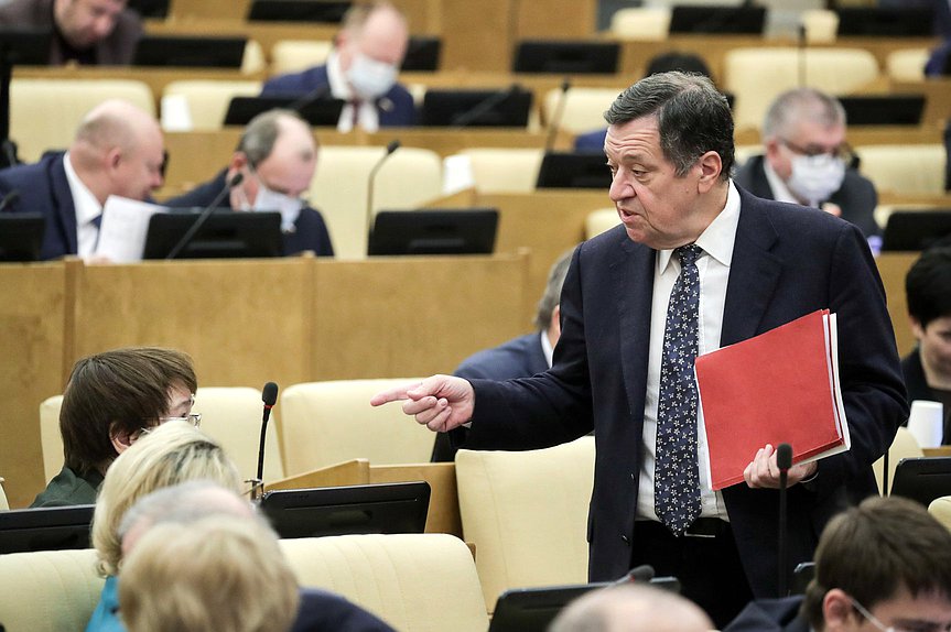 Председатель Комитета по бюджету и налогам Андрей Макаров