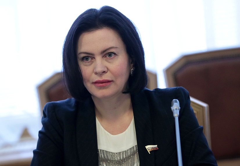 Член Комитета по промышленности и торговле Мария Василькова