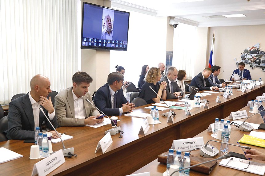 Заседание Экспертного совета Комитета по промышленности и торговле по развитию торговли и защите прав потребителей