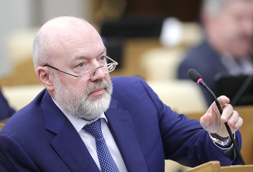 Председатель Комитета по государственному строительству и законодательству Павел Крашенинников