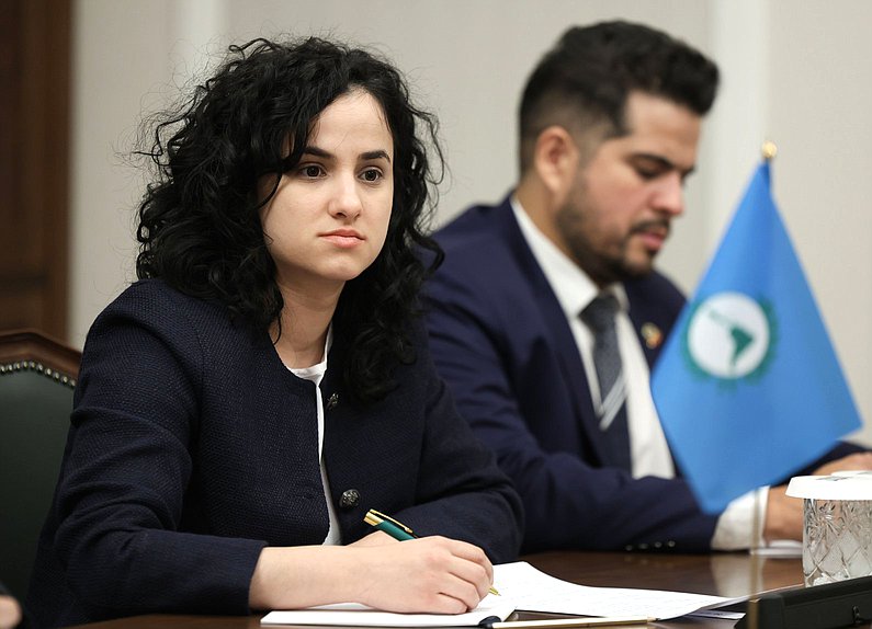 Первый заместитель Председателя Государственной Думы Иван Мельников принял делегацию Парламента стран Латинской Америки и Карибского бассейна (ПАРЛАТИНО) во главе с Председателем Роландо Мигелем Гонсалесом Патрисио