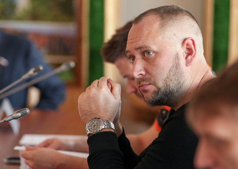 Круглый стол фракции «Новые люди» на тему «Проблемы идентификации личности пациента в стационарных лечебных учреждениях: особенности и правовое регулирование»