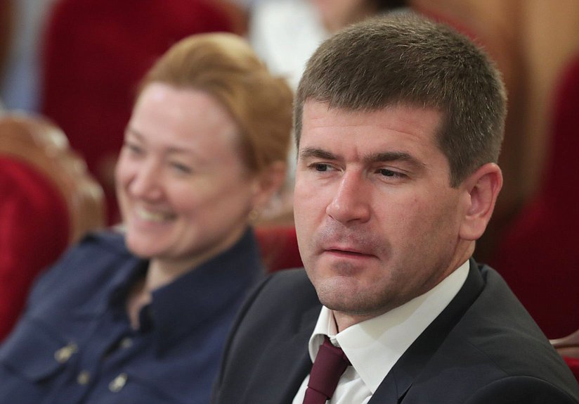 Первый заместитель Председателя Комитета по региональной политике и местному самоуправлению Геннадий Панин