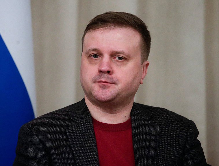 Председатель Комитета по региональной политике и местному самоуправлению Алексей Диденко