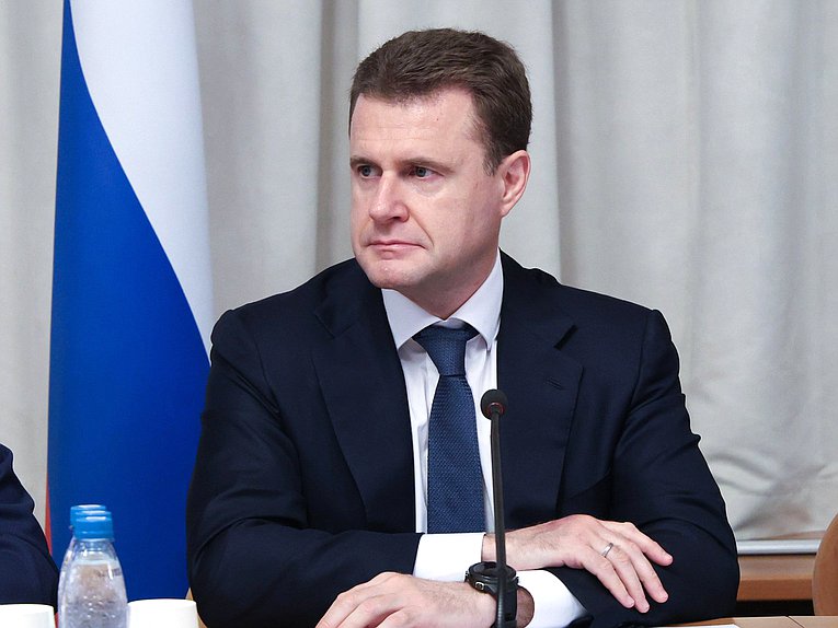 Министр по развитию Дальнего Востока и Арктики Алексей Чекунков