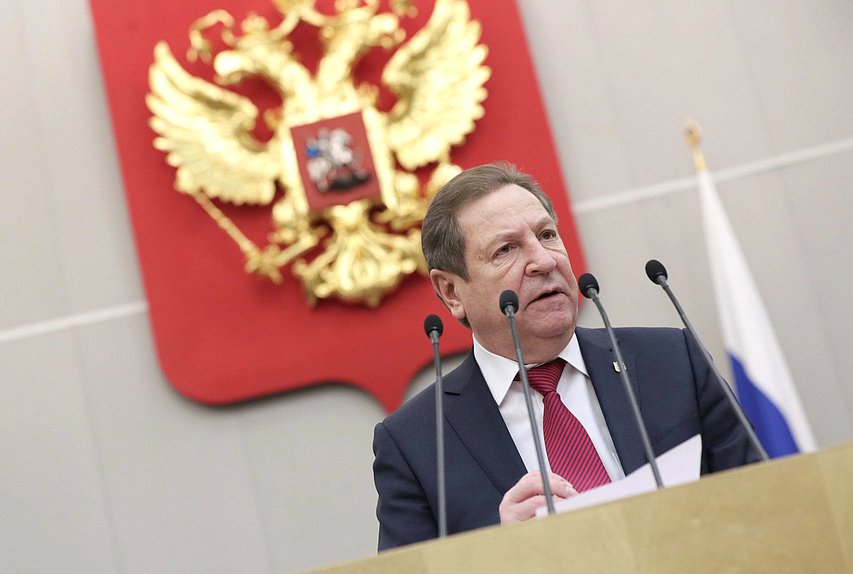 Заместитель Председателя Комитета по природным ресурсам, собственности и земельным отношениям Михаил Кузьмин