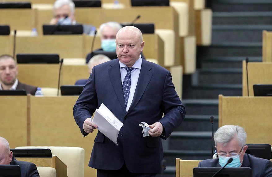 Первый заместитель Председателя Комитета по обороне Андрей Красов