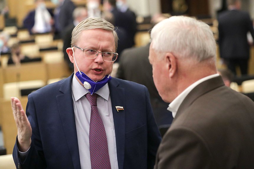 Заместитель Председателя Комитета по экономической политике Михаил Делягин