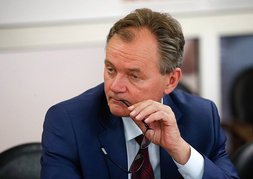 Заседание экспертного совета Комитета по промышленности и торговле по развитию промышленной инфраструктуры (индустриальные парки, технопарки, экотехнопарки и кластеры)