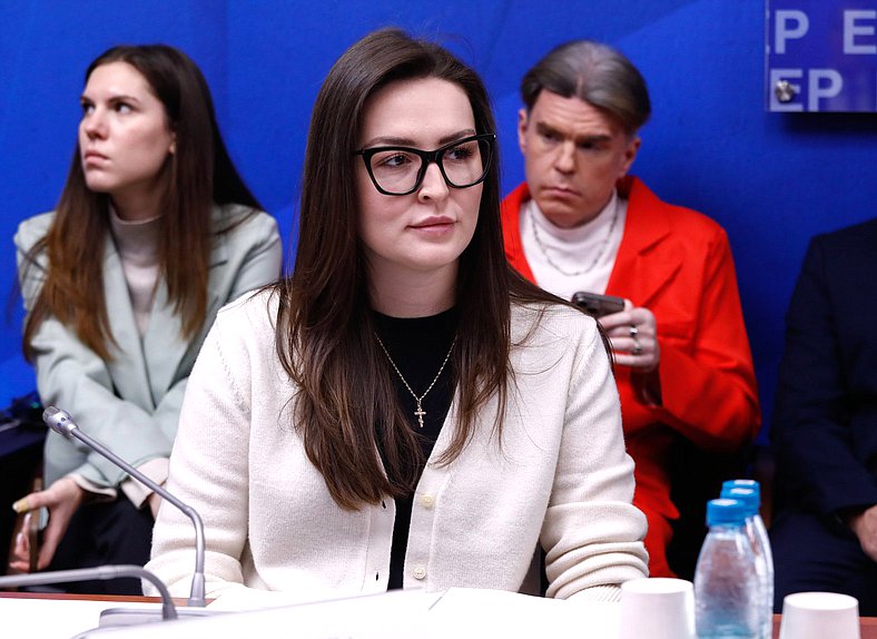 Член Комитета по просвещению Анна Скрозникова