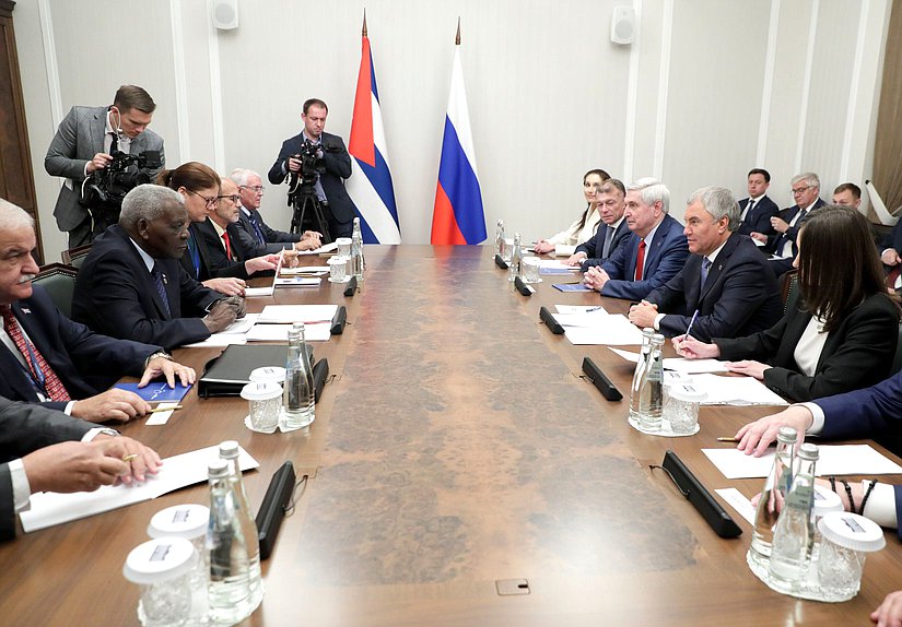 Reunión del Jefe de la Duma Estatal, Vyacheslav Volodin, con el Presidente de la Asamblea Nacional del Poder Popular y del Consejo de Estado de la República de Cuba, Esteban Lazo Hernández