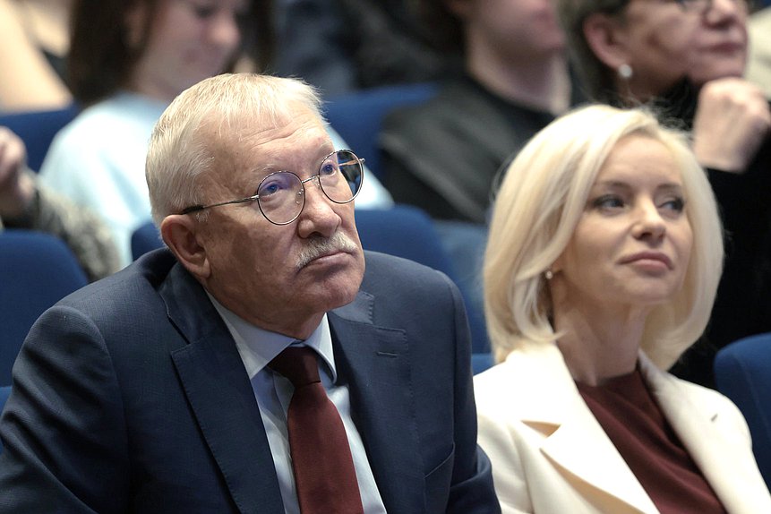 Председатель Комитета ГД по контролю Олег Морозов и Председатель Комитета ГД по культуре Ольга Казакова