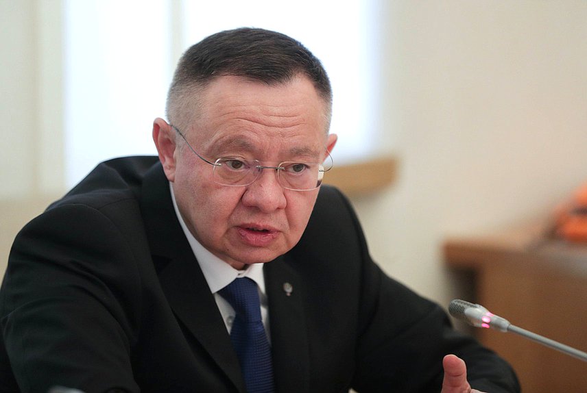 Министр строительства и ЖКХ Ирек Файзуллин