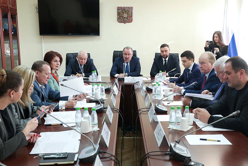 Заседание Комитета по делам национальностей