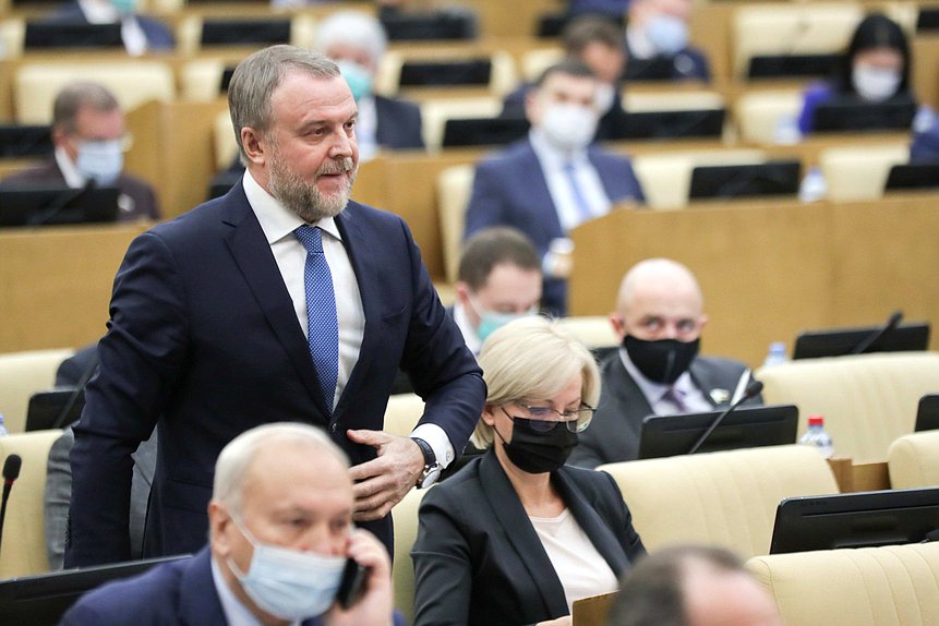 Член Комитета по государственному строительству и законодательству Николай Брыкин