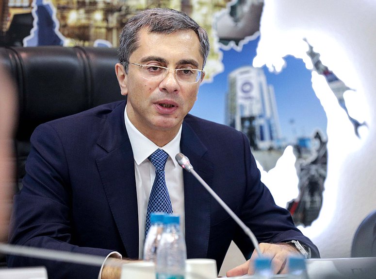 Председатель Комитета по промышленности и торговле Владимир Гутенев