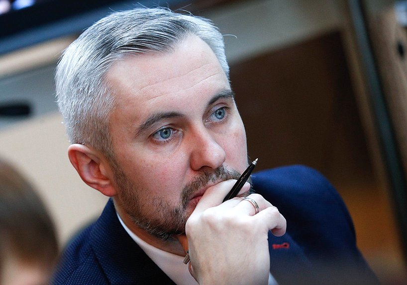 Круглый стол «Социальная поддержка и интеграция молодежи новых территорий РФ в экосистему молодежной политики»