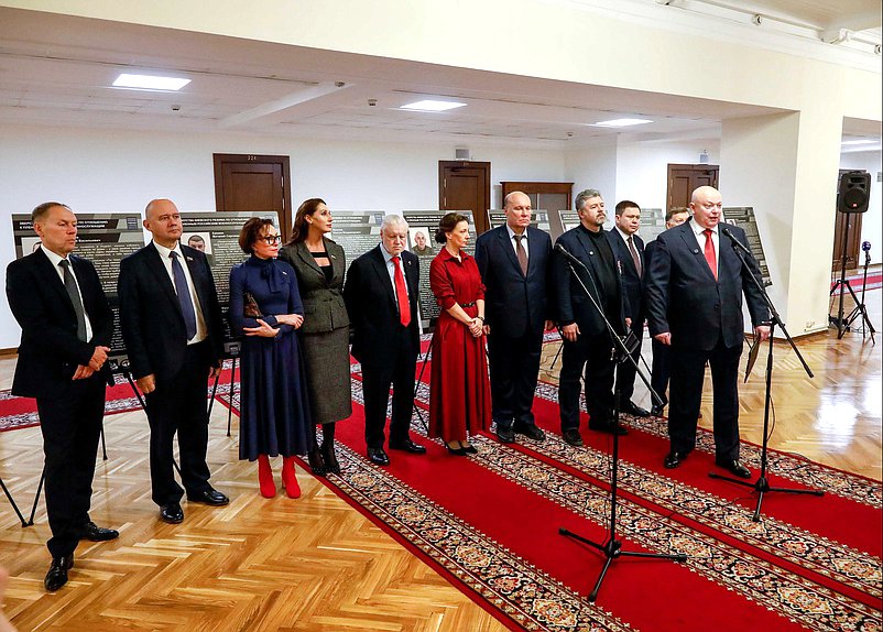 Открытие выставки «Зверства киевского режима по отношению к пленным российским военнослужащим»