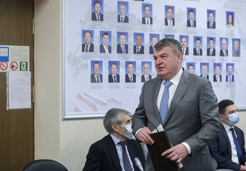 Председатель Совета директоров ПАО «ОАК» Анатолий Сердюков