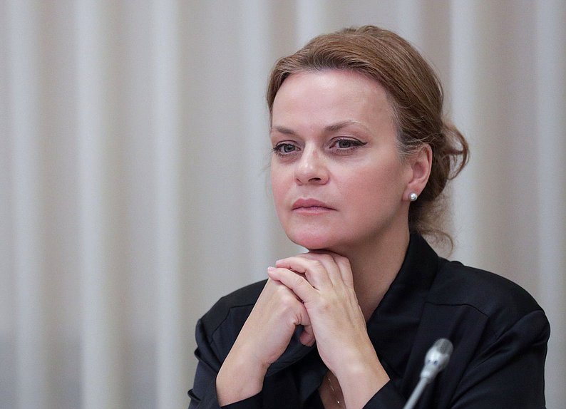 Статс-секретарь - заместитель Министра обороны РФ, Председатель государственного фонда поддержки участников специальной военной операции «Защитники Отечества» Анна Цивилева