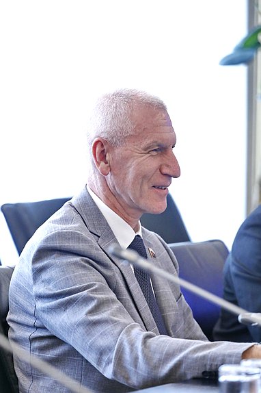 Председатель Комитета по физической культуре и спорту Олег Матыцин