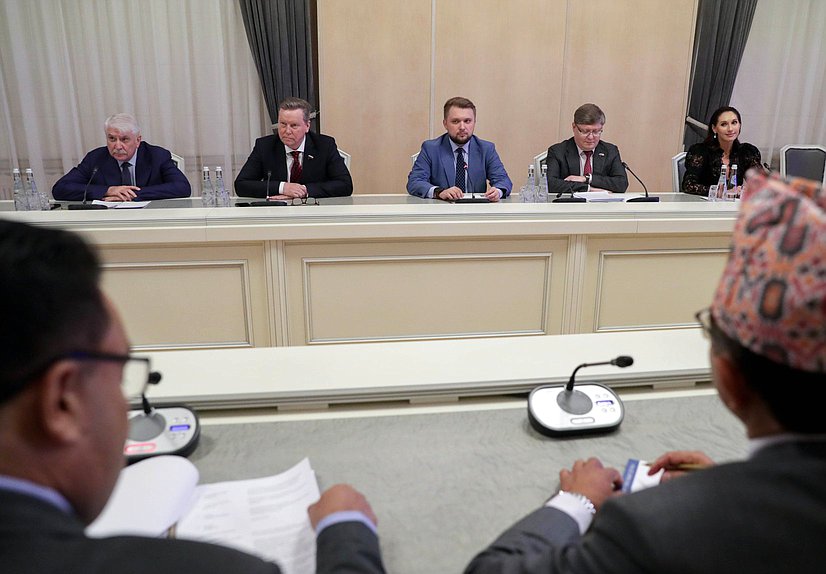 Встреча представителей фракций Государственной Думы с Председателем Национального собрания Федерального Парламента Непала Ганешем Прасадом Тимилсиной