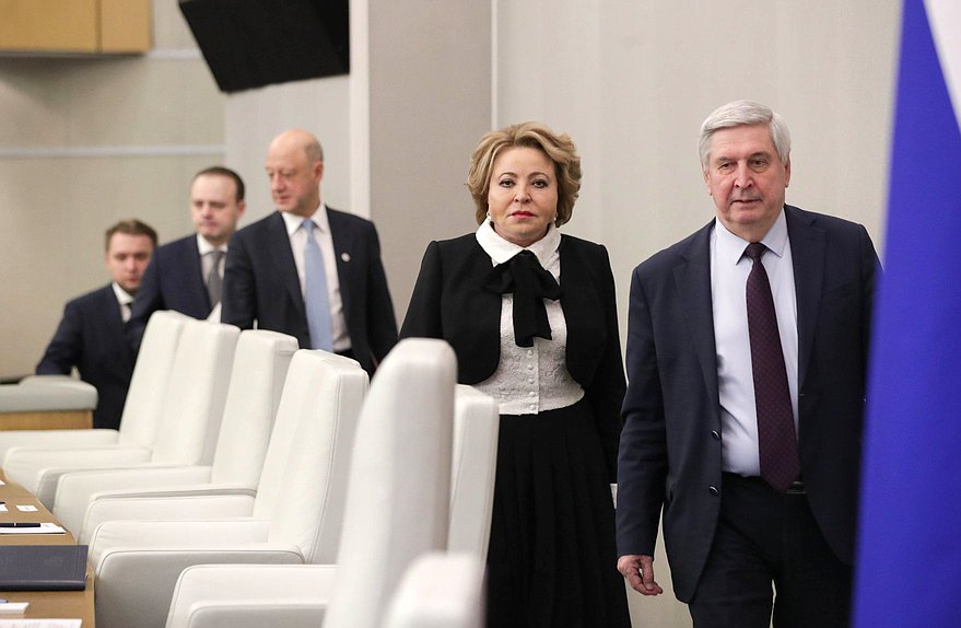 Председатель Совета Федерации Валентина Матвиенко и Первый заместитель Председателя Государственной Думы Иван Мельников