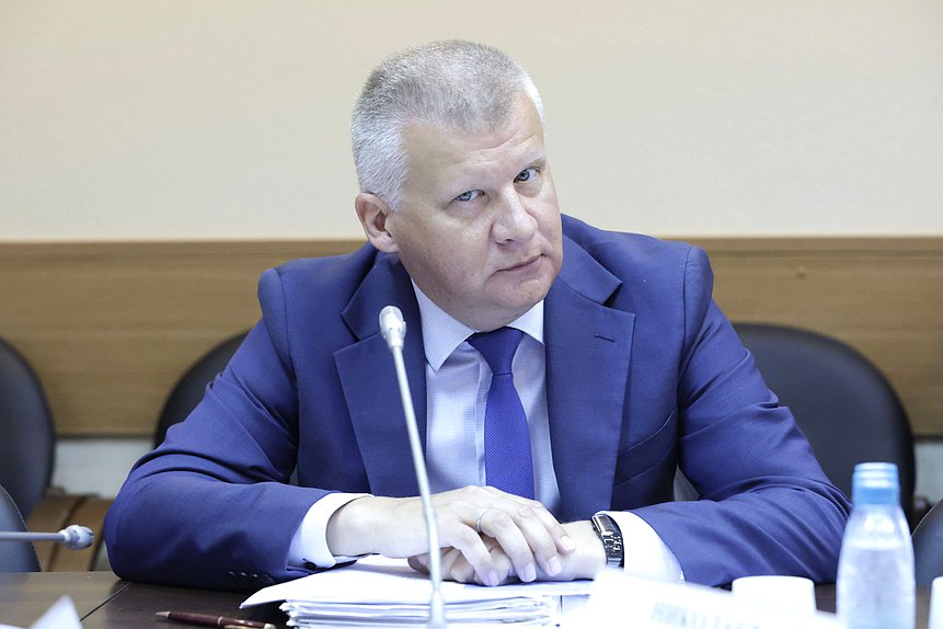 Заседание Комитета по просвещению