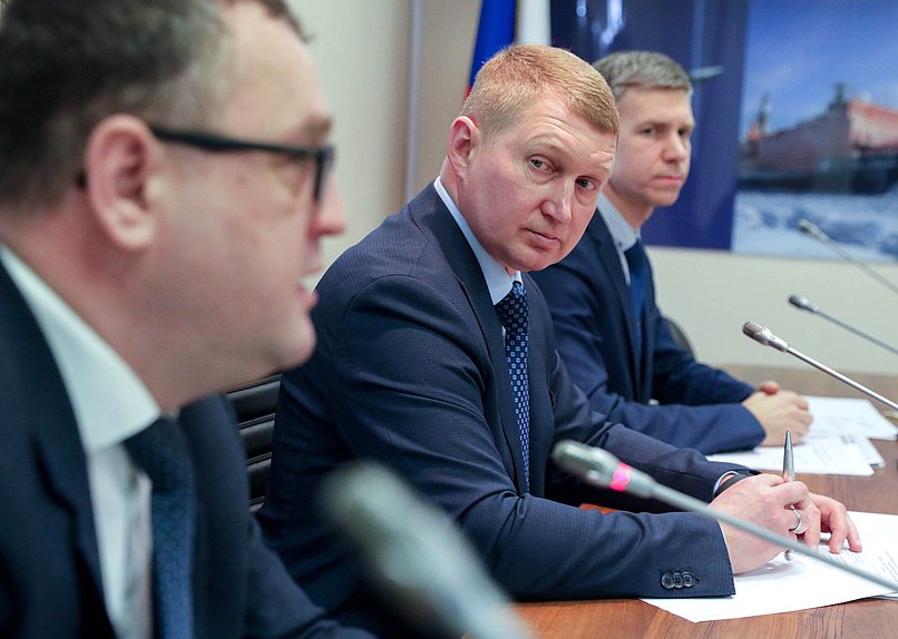 Член Комитета по промышленности и торговле Алексей Канаев