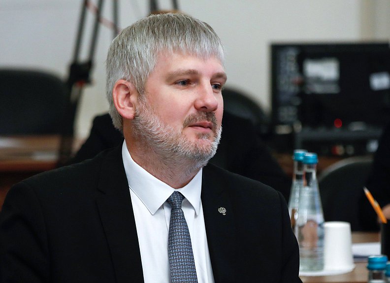 Заместитель Министра строительства и жилищно-коммунального хозяйства РФ Сергей Музыченко