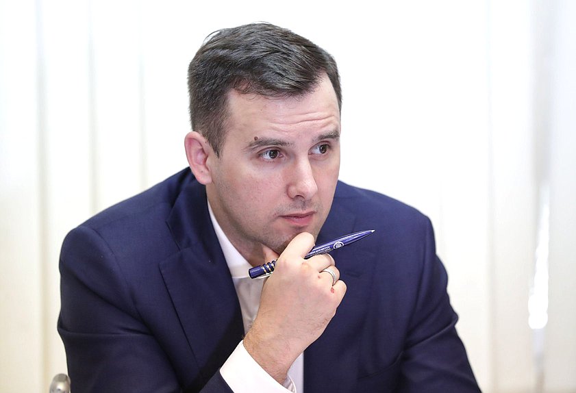 Председатель Комитета по малому и среднему предпринимательству Александр Демин