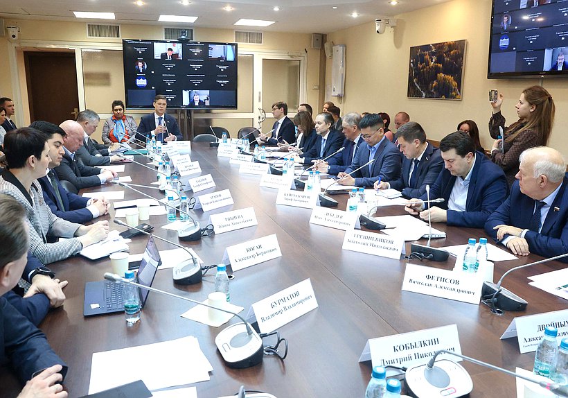 Заседание Комитета по экологии, природным ресурсам и охране окружающей среды