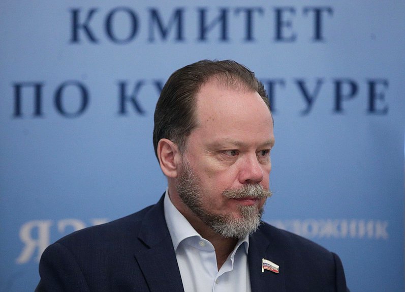 Первый заместитель Председателя Комитета по культуре Александр Шолохов