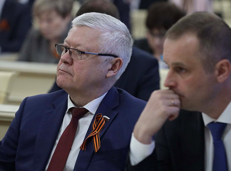 Председатель Комитета по безопасности и противодействию коррупции Василий Пискарев