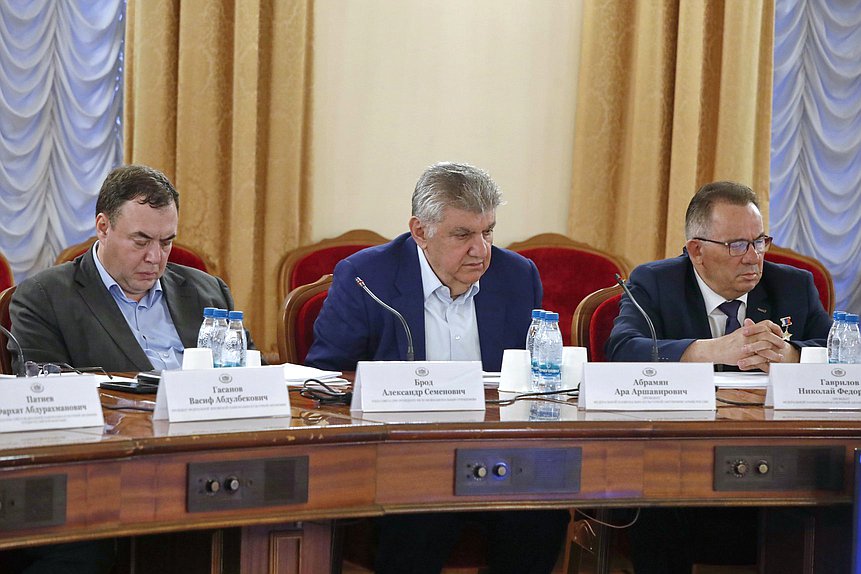 Заседание Экспертного совета при Комитете по делам национальностей