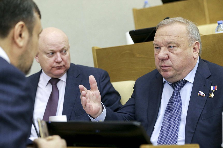 Председатель Комитета по обороне Владимир Шаманов