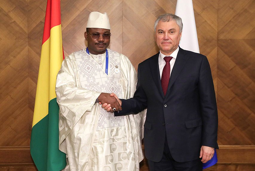 Chairman of the State Duma Vyacheslav Volodin and President of the National Council of the Transition of the Republic of Guinea Dansa Kourouma