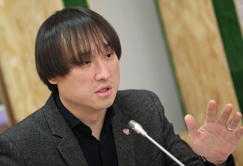 Председатель Комитета по туризму и развитию туристической инфраструктуры Сангаджи Тарбаев