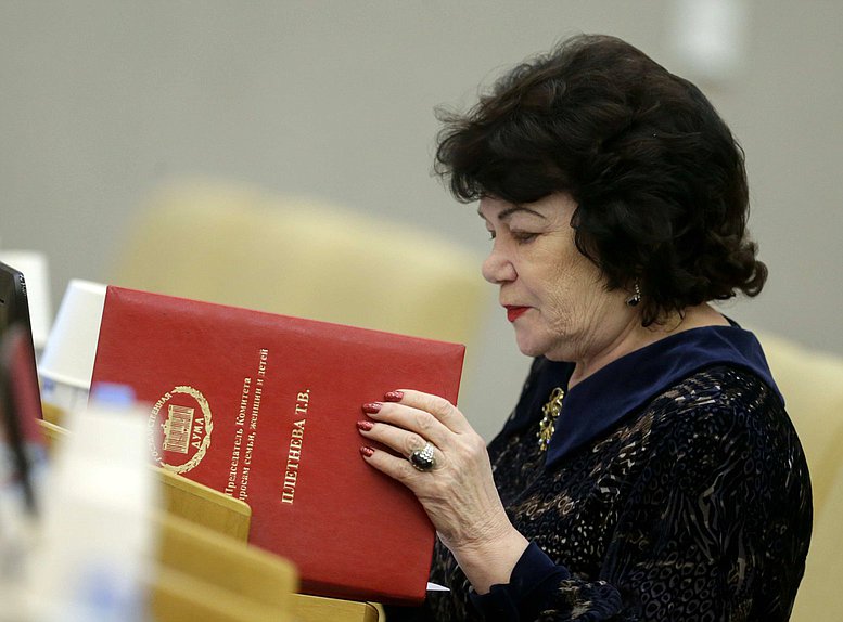 Председатель Комитета по вопросам семьи, женщин и детей Тамара Плетнева